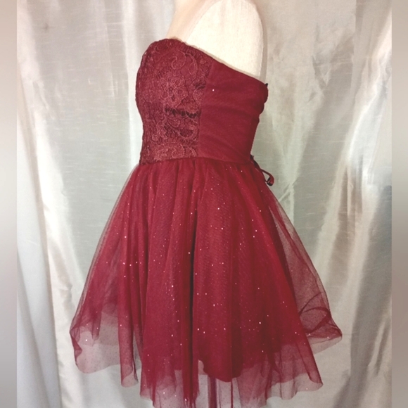 Speechless Strapless Formal, Sparkles, Short burgundy Corset LaceUp Back, Lace,5 - Picture 5 of 12